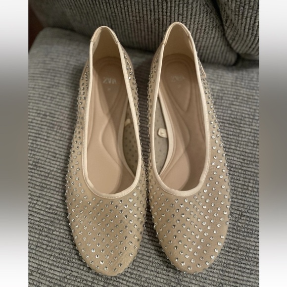 Zara Beige Studded Flats - Picture 5 of 16